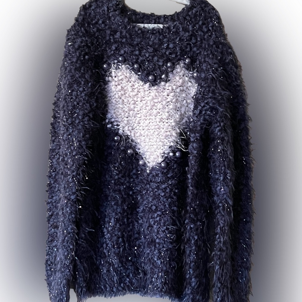 Soft and comfortable sweater for children.